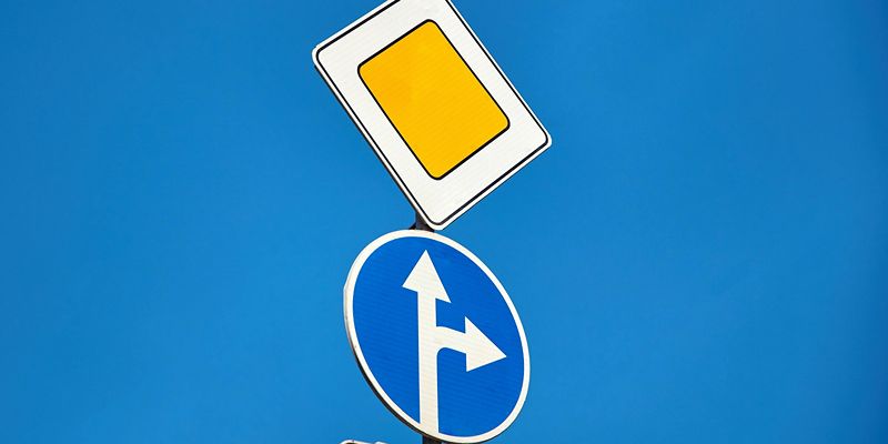 Движение на перекрестке улиц Артюхиной и Чистова стало двусторонним