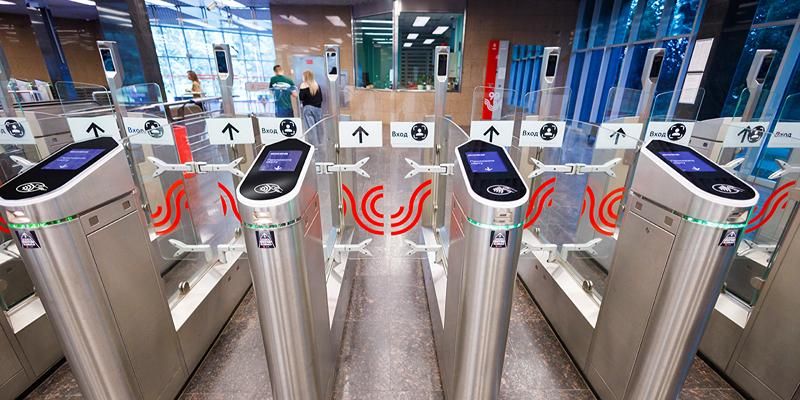 Оплата по биометрии заработала на всех турникетах Арбатско-Покровской и Калининской линий метро