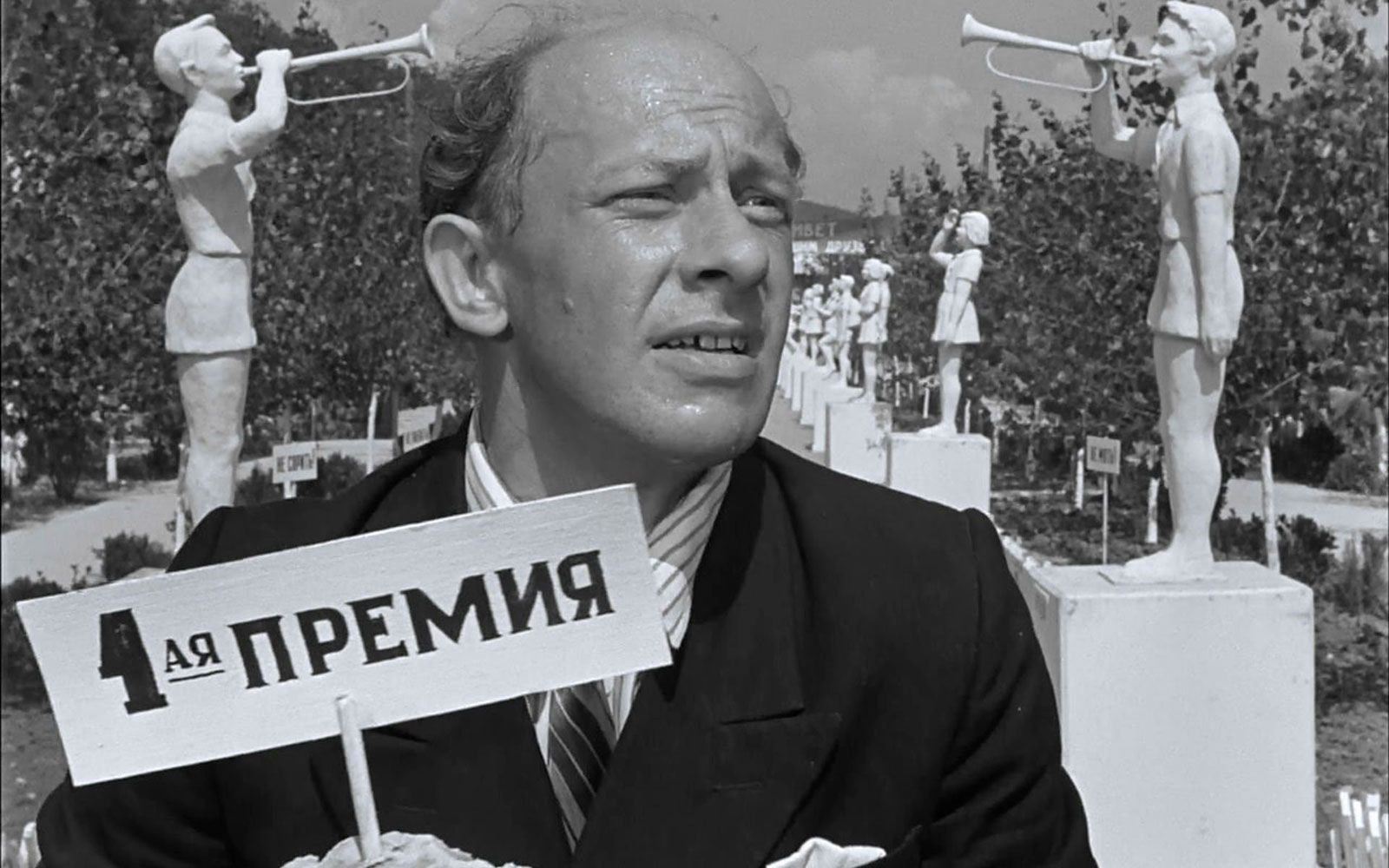 Человек, которого любили все: 100 лет со дня рождения Евгения Евстигнеева