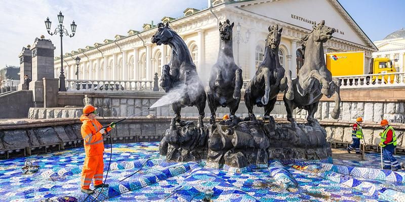 Фонтанный комплекс на Манежной площади начали готовить к открытию сезона