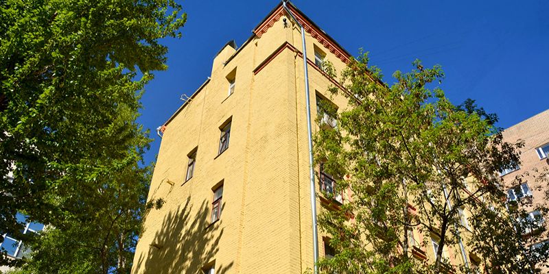 Эклектика и неоклассицизм: в переулках Арбата отремонтировали более 20 домов