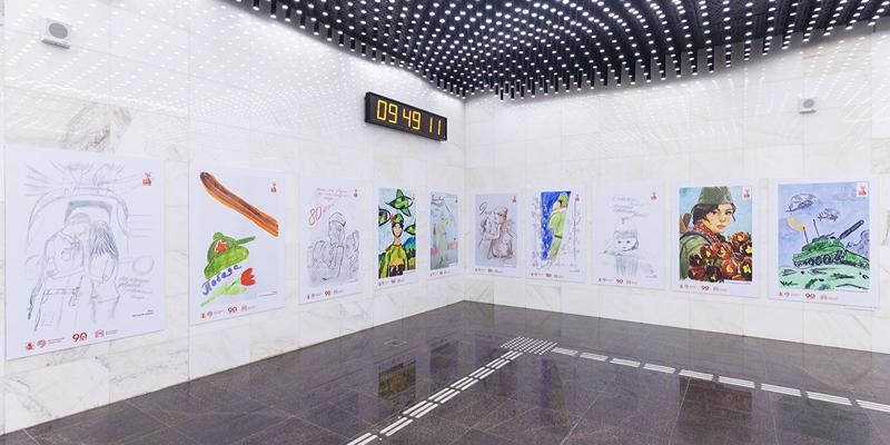 В Москве открылась выставка рисунков детей-сирот, приуроченная к Году защитников Отечества