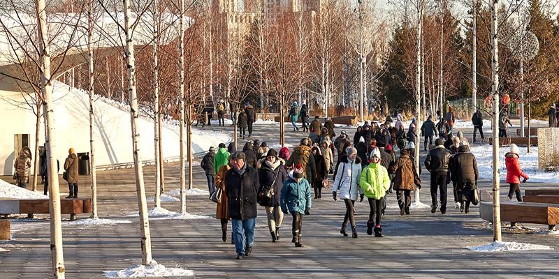 Новогодние праздники в России: сколько продлятся и как перенесут рабочие дни