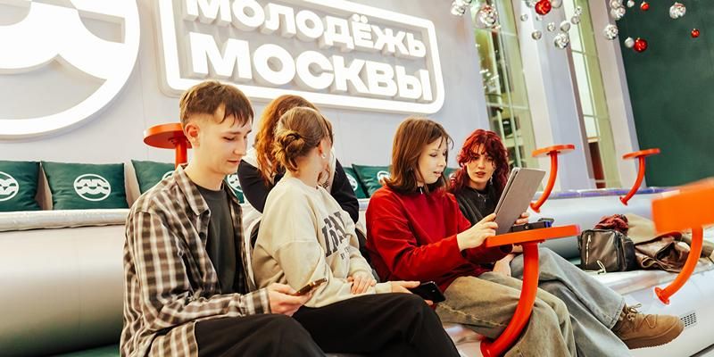 В «Музеоне» открылся павильон «Фабрика подарков» с ежедневными мастер-классами