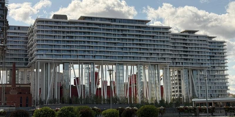 Завершено строительство первого этапа жилого комплекса на набережной Тараса Шевченко
