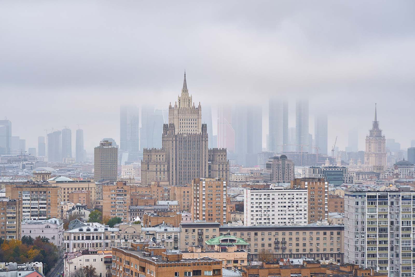 Из-за тумана в Москве ухудшится видимость