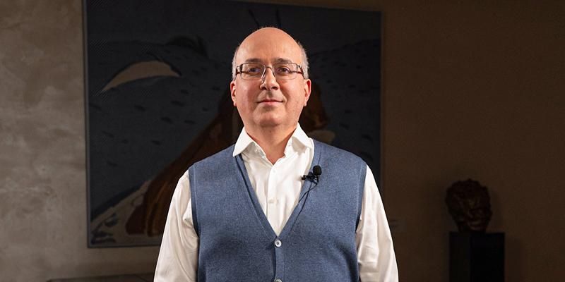 «Музыка — это универсальный язык». Интервью с солистом «Виртуозов Москвы» Алексеем Лундиным