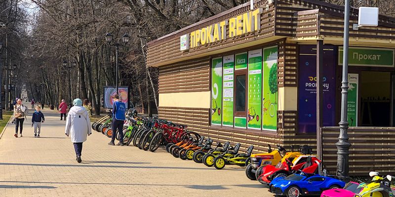 Гоукарты, лонгборды и веломобили: парковые пункты проката открывают новый сезон