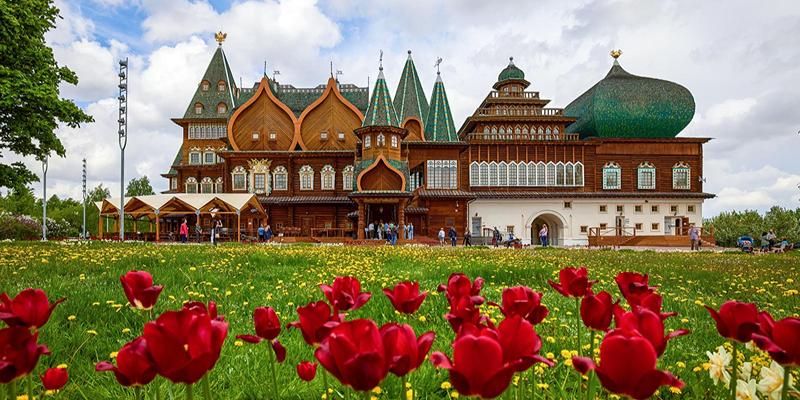 Аудиоэкскурсии по паркам и усадьбам: горожане назвали три самых интересных маршрута платформы Russpass
