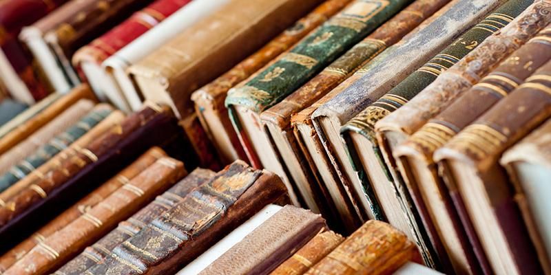 Сервис на портале mos.ru поможет вывезти ненужные книги и одежду