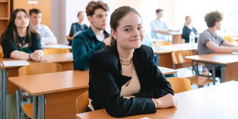 Экзамены без стресса: как московские школьники могут скорректировать планы на ГИА с помощью портала mos.ru