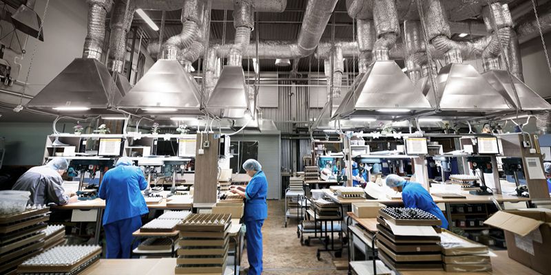 Столичный производитель косметики выпустил более трех миллионов единиц продукции в прошлом году