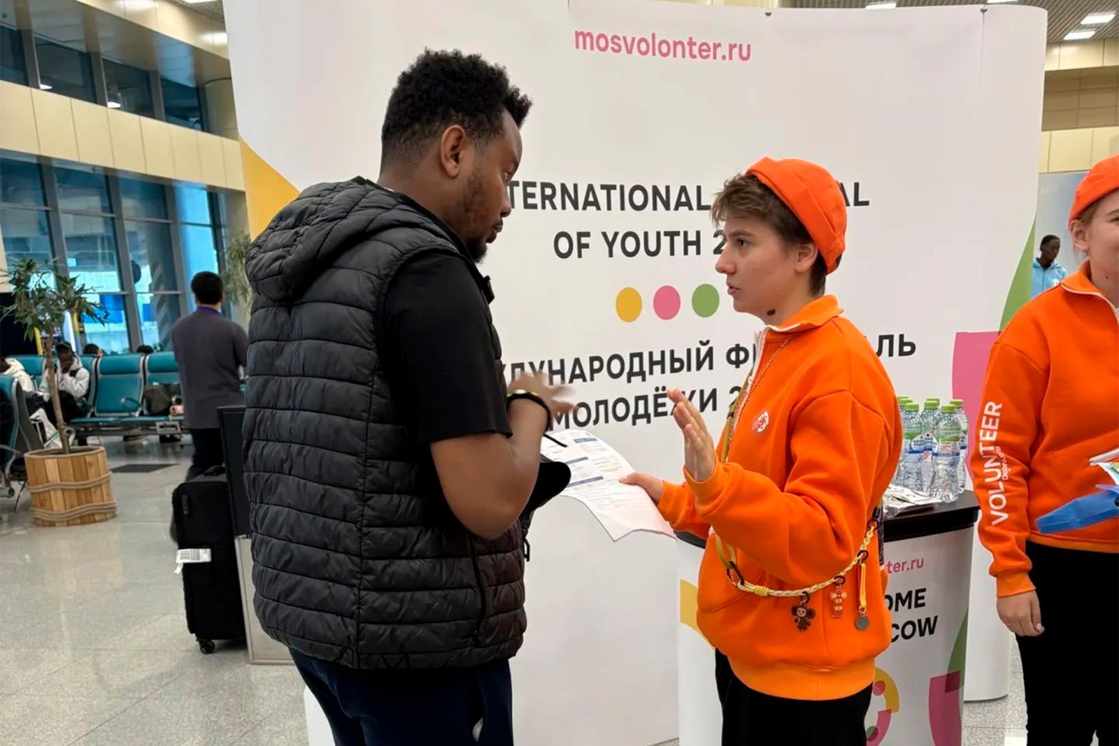 Тысячу заявок подали на соискание знака отличия «Волонтер Москвы»