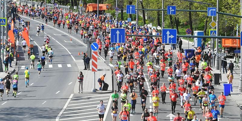 Ряд центральных улиц и набережных столицы временно закроют для проезда в связи с проведением полумарафона