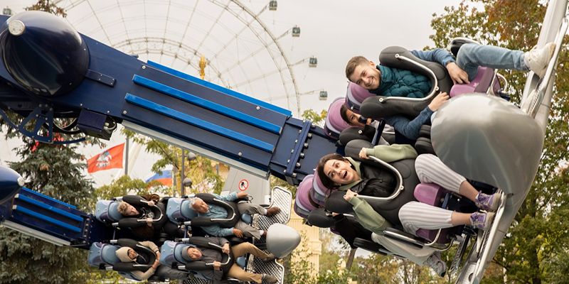 Ride the Tornado and make a lightsaber: a new season starts at the Orion amusement park at VDNKh
