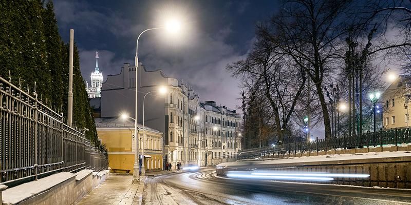 Москвичей предупреждают о гололедице