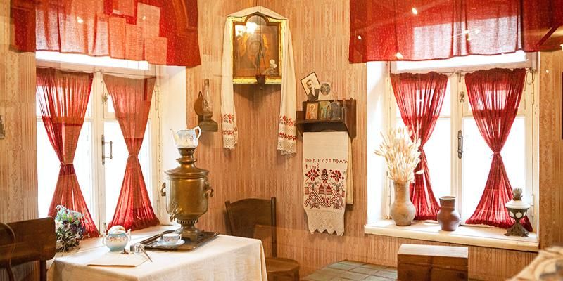 Очки Паустовского, зеркало Скрябина: истории личных вещей в московских музеях