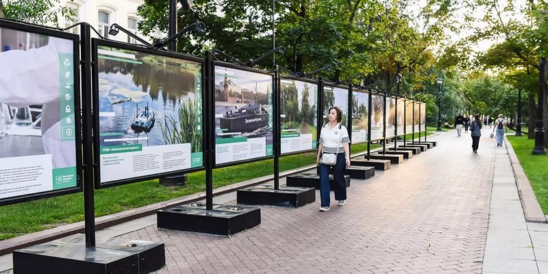 На Рождественском бульваре открылась фотовыставка столичного Департамента природопользования и охраны окружающей среды
