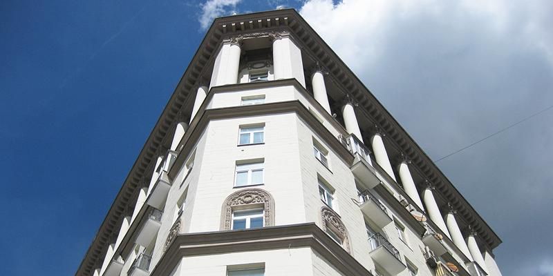 Советская неоклассика: до конца года в столице капитально отремонтируют девять домов с колоннами