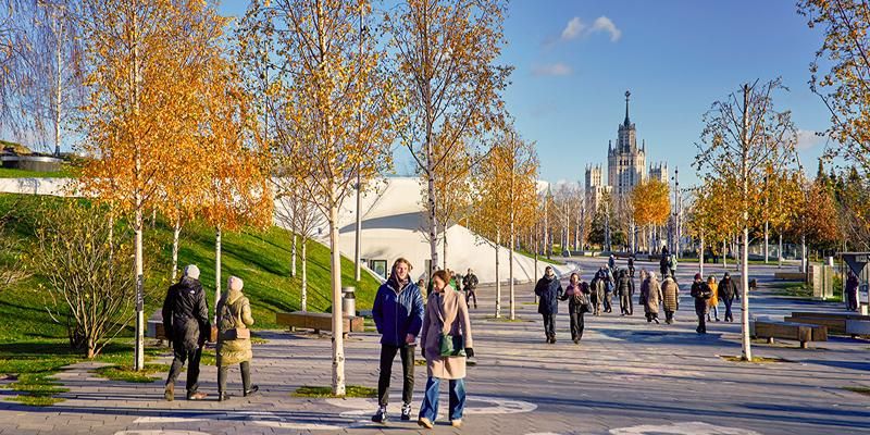 Расшифровать ДНК, увидеть всю Россию и встретить великих соотечественников: выходные в «Зарядье» с «Мосбилетом»