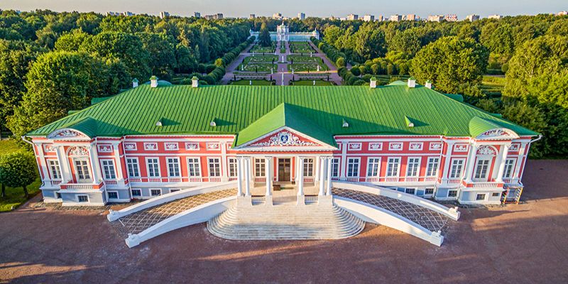 Sheremetev’s Grotto, Shchukin’s Theater and the Katyushas: Moscow parks preserve historical monuments