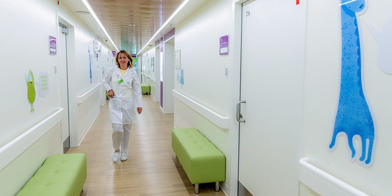 Индексация социальных выплат и новые достижения медиков: ключевые события в социальной сфере столицы