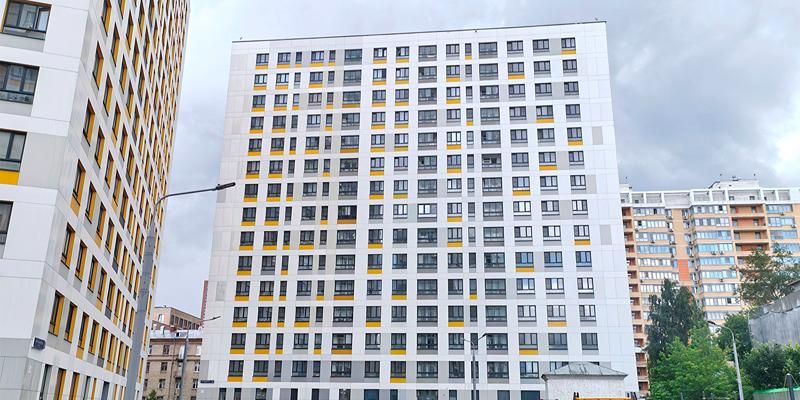 Два крупных помещения на улице Мельникова выставили на городские торги