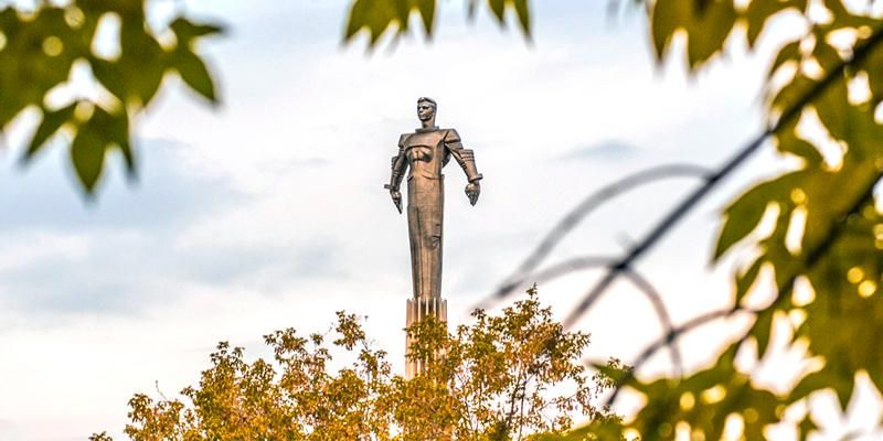 Первому космонавту Земли. Как реставрировали памятник Юрию Гагарину