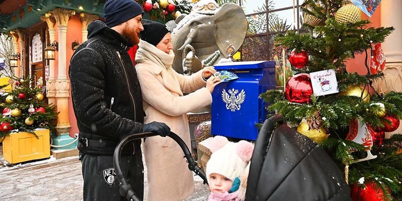 Письма близким и Деду Морозу: как работает почта проекта «Зима в Москве»