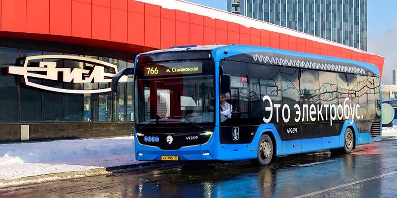 Более 160 маршрутов автобусов и электробусов скорректировали в Москве в прошлом году