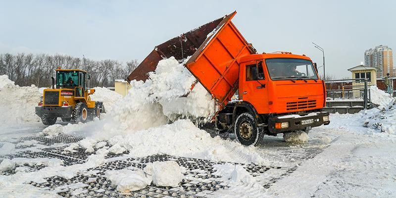 Столичные снегосплавные пункты работают в круглосуточном режиме