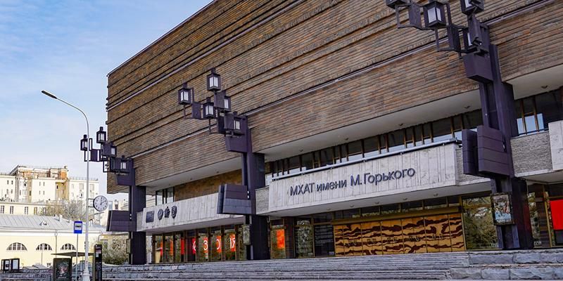 МХАТ поддержал пилотный проект по внедрению новых правил продажи билетов