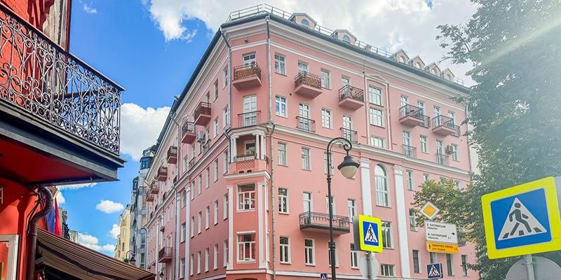 В Москве капитально ремонтируют три дома в стиле неоклассицизма