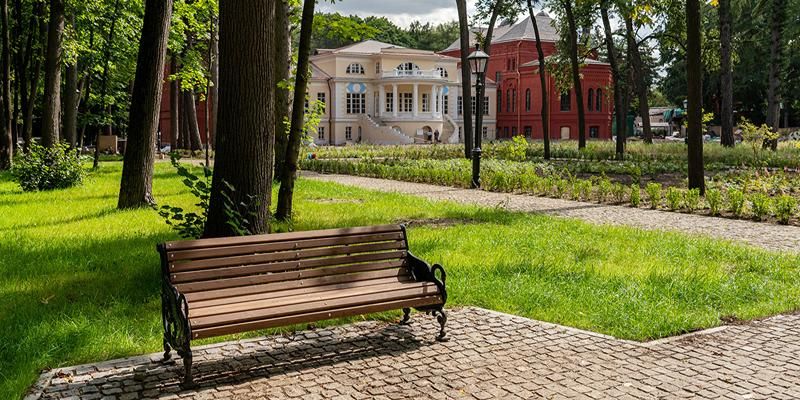 Боскеты, липы и скульптура Гермеса: восстановлены исторические аллеи и регулярный сад усадьбы Покровское-Стрешнево