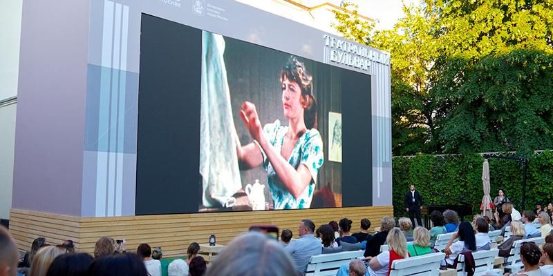 Movies, cartoons, TV shows. What to watch in the Green Yard at the Sovremennik Theater