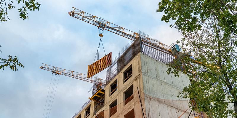 На Веерной улице начали строить два жилых корпуса для участников программы реновации