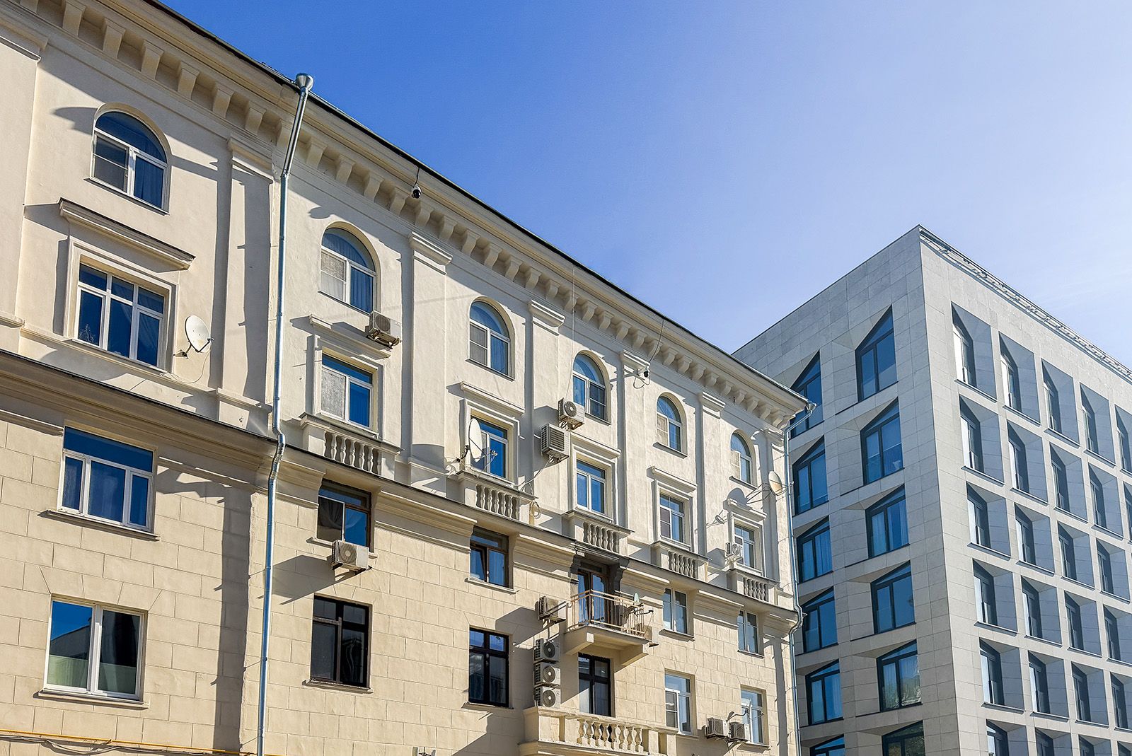 В Москве капитально ремонтируют три дома в стиле неоклассицизма