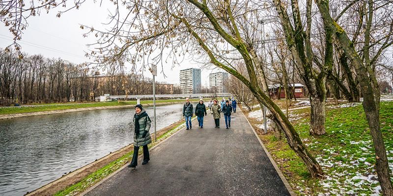 Завершено благоустройство двух участков набережной Сходненского канала