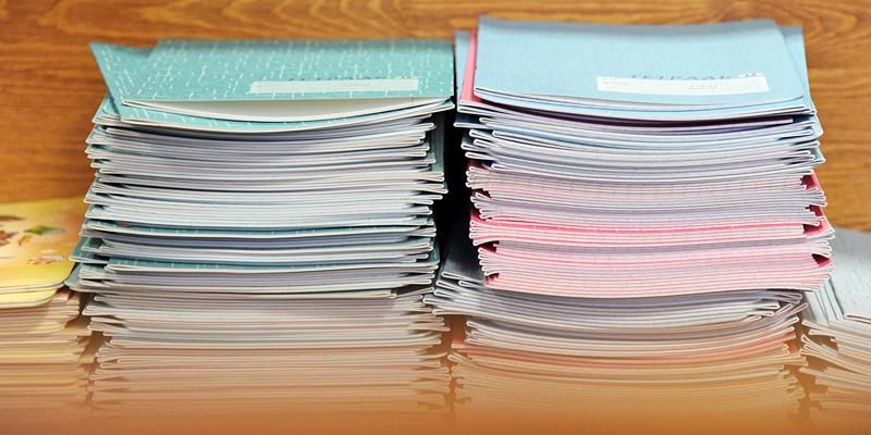 Владельцы столичных магазинов отправляют канцтовары в зону специальной военной операции