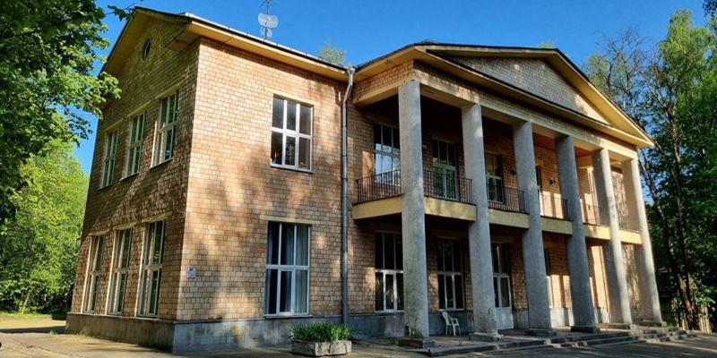 Город выставил на торги санаторий имени Артема Сергеева