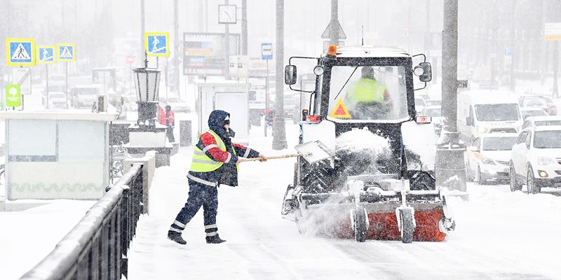 Городские службы работают в усиленном режиме из-за снегопада