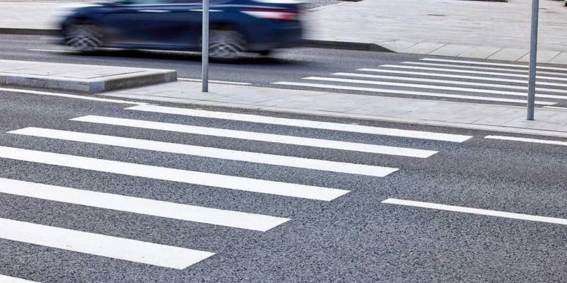Работы по обновлению дорожной разметки пешеходных переходов в столице выполнены почти на 70 процентов