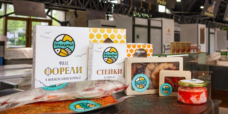 Филе форели в можжевеловом маринаде, ризотто с рыбой и галеты с морошкой: на ярмарке можно купить продукты из Карелии
