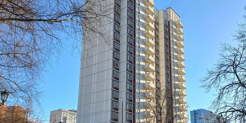 Предприниматели могут приобрести помещение для бизнеса в Обручевском районе столицы