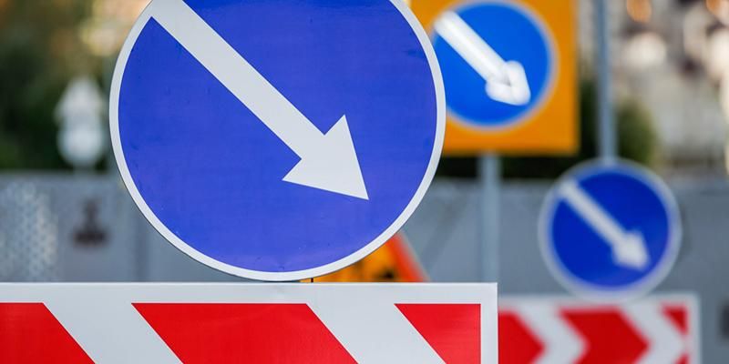 Схема движения на нескольких улицах в ЦАО, САО и СЗАО временно изменится