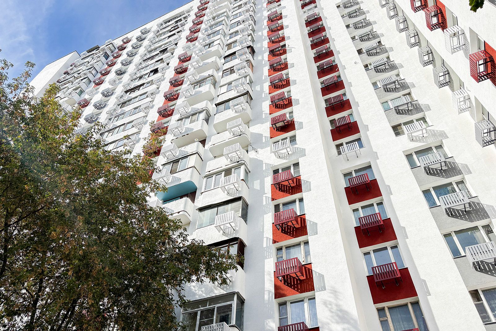 На Ореховом бульваре капитально отремонтируют три жилых дома
