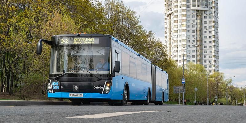 В Вербное воскресенье москвичи смогут воспользоваться бесплатными маршрутами до городских кладбищ