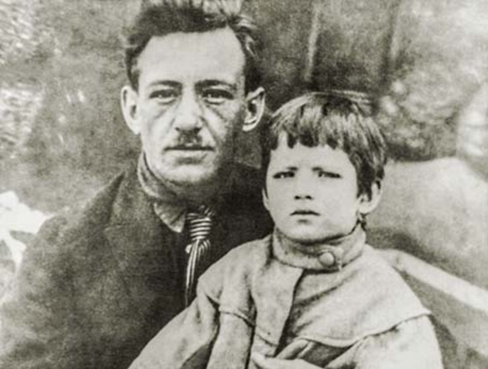 В.Д. Ковшов с дочерью Наташей. 1922 г. Главархив Москвы