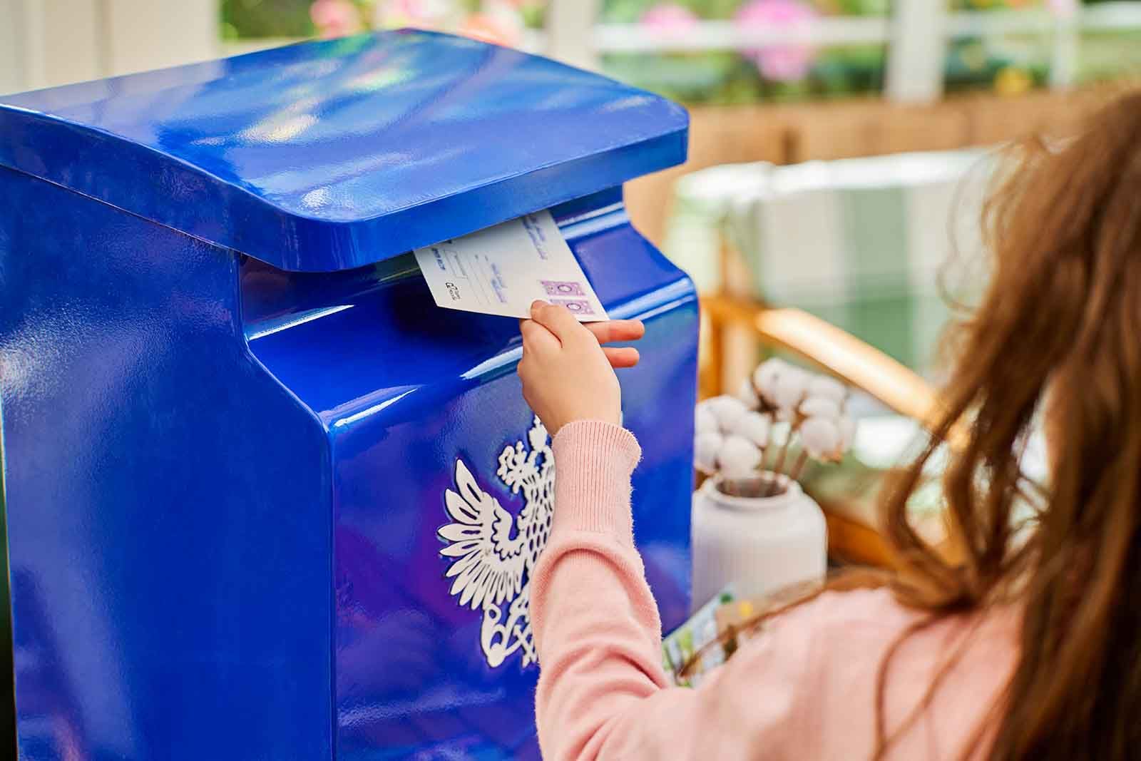 В парках Москвы можно сделать открытку и поддержать участников СВО
