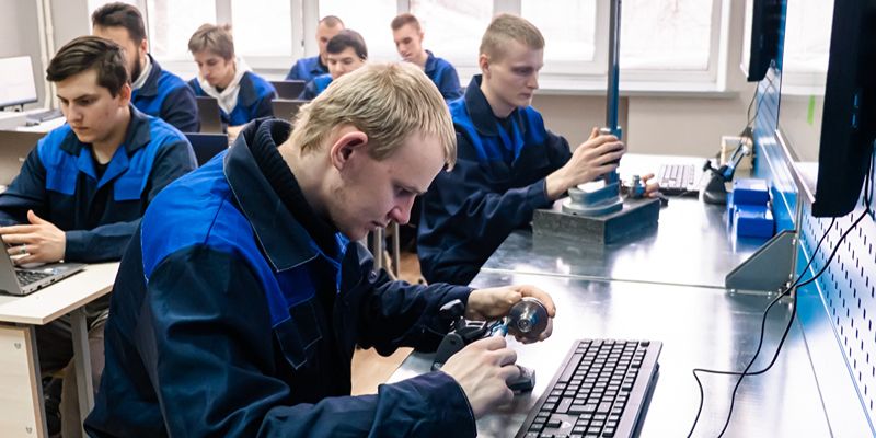 Современные высокотехнологичные лаборатории для практических занятий откроют в столичных колледжах в новом году